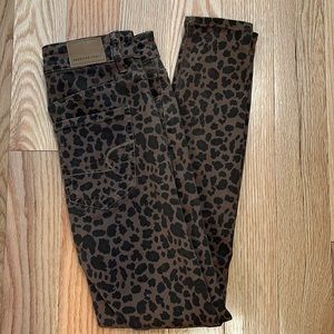 American Eagle Next Level Super High Rise Jegging